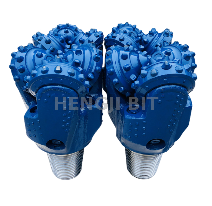 用于生产三牙轮钻头的滚压工艺